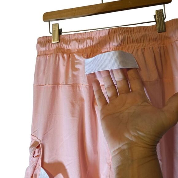 Life Code V5. PINK Cargo PANTS W/ STRAPS Women's Size Medium - Picture 5 of 8